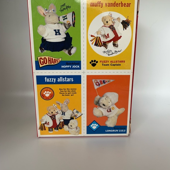 Vintage Muffy VanderBear Cheerleading Go Go Go Fur It! Collection - Picture 3 of 4